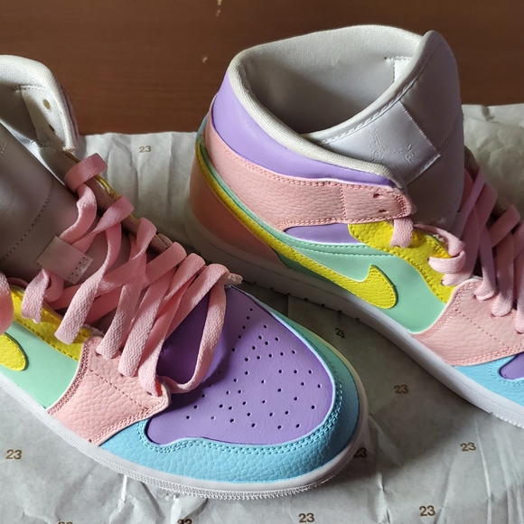 Custom pastel Nike Air Jordan mid 8.5 mens - Picture 2 of 8